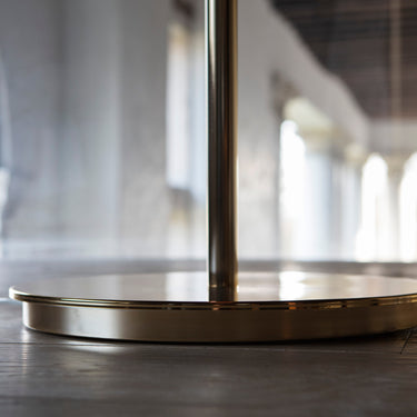 Metal base of the Penta Glo floor lamp, detail