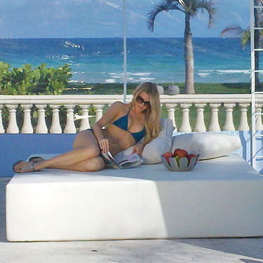 La Fete Design Furniture Playpad 6 Square Resort Bed at MetropolitanDecor.com