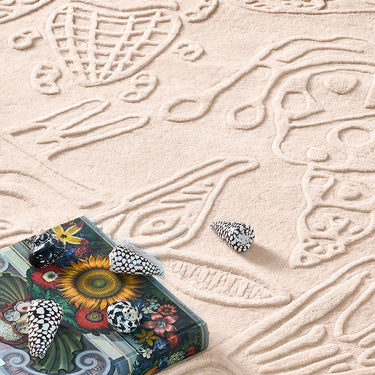 Sabbia wool rug in White, close-up detail