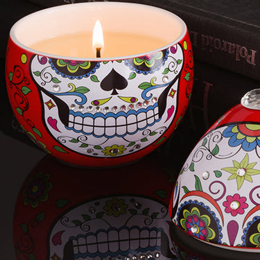 Ladenac Skull candle – lit skull candle