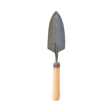 Garden Trowel by Master Shin’s Anvil – detail 2