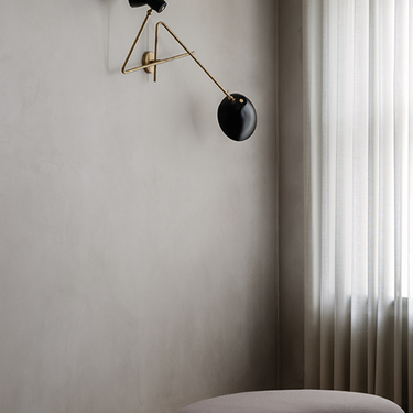 VV Cinquanta Wall Twin, Astep · Gino Sarfatti design shown in an interior (3)