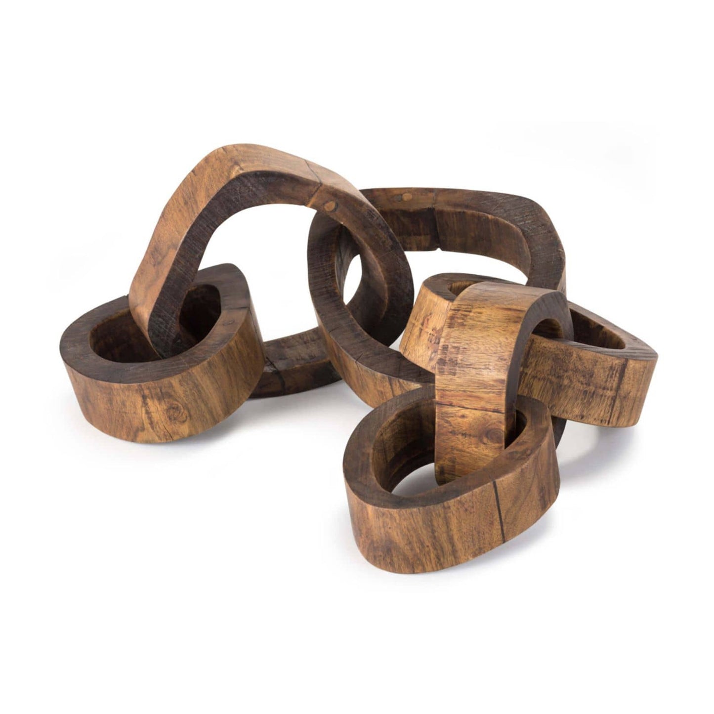 Wooden Links Centerpiece by Regina Andrew
