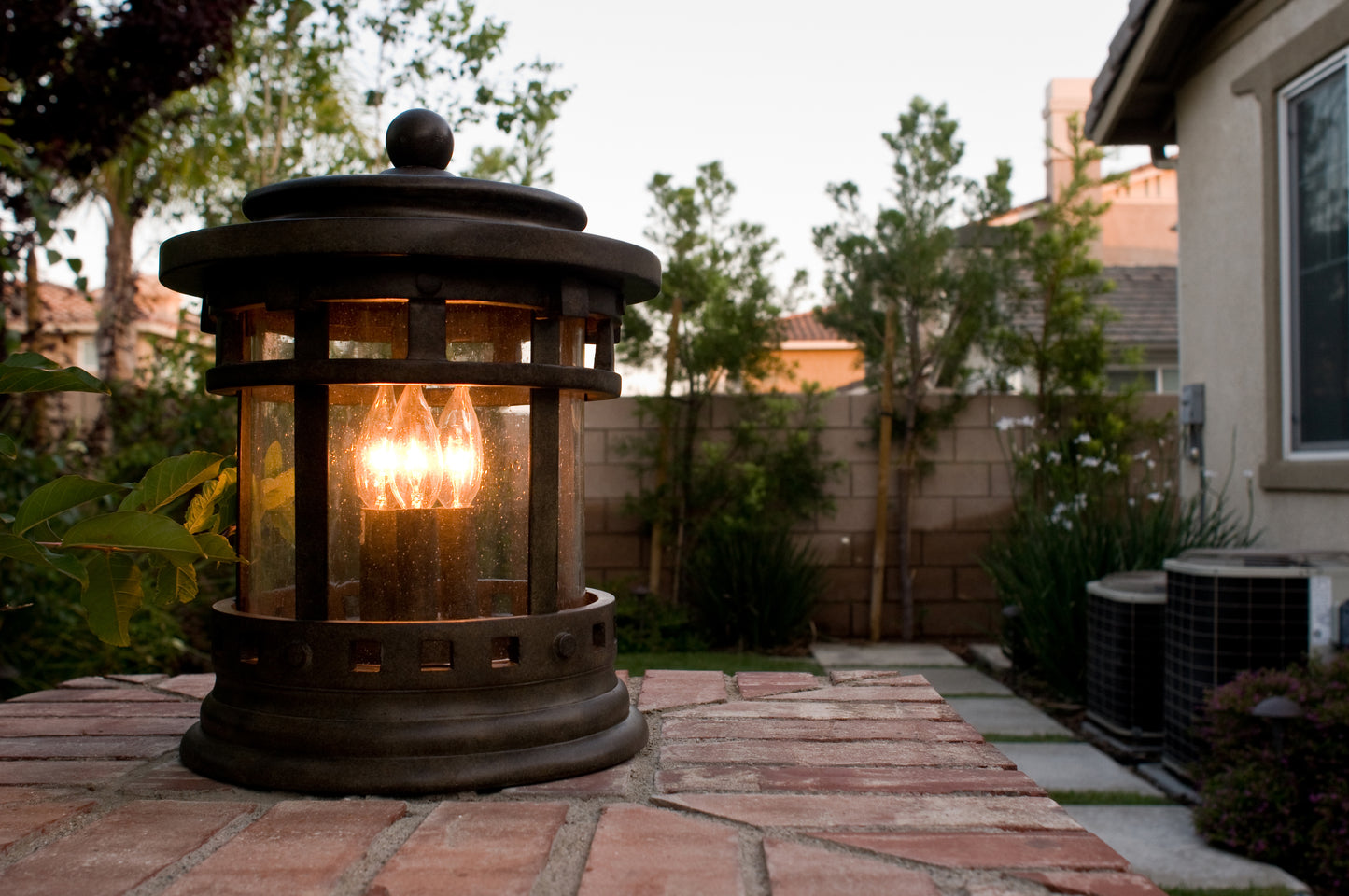 Maxim Santa Barbara VX 3-Light Outdoor Deck Lantern