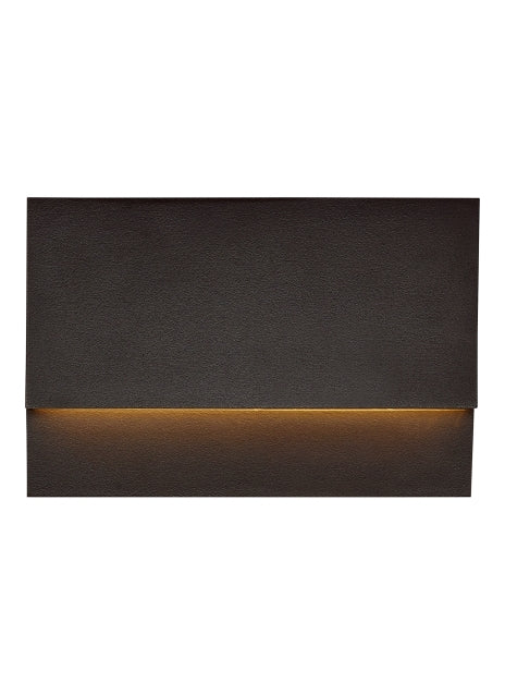 Krysen Outdoor Wall/Step Light | Visual Comfort Modern