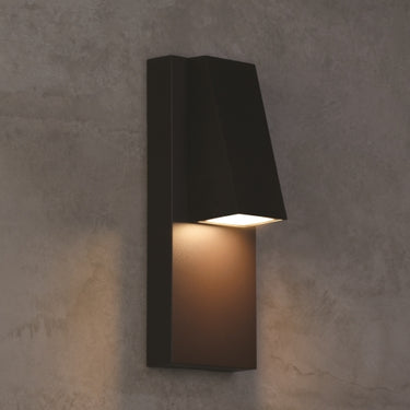 Peak Outdoor Wall Sconce | Visual Comfort Modern