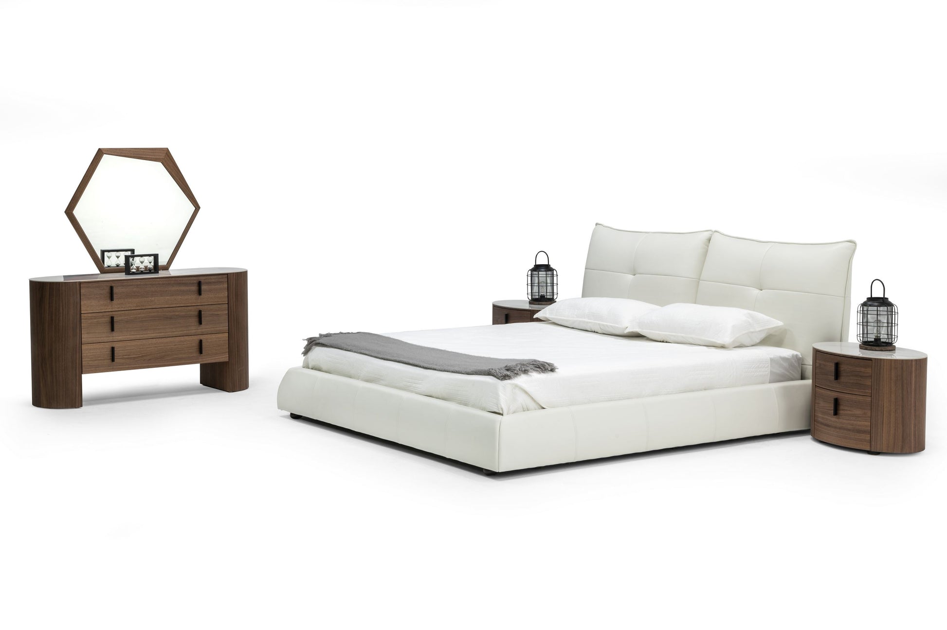 VIG Furniture Modrest Patrick White Leather Bed