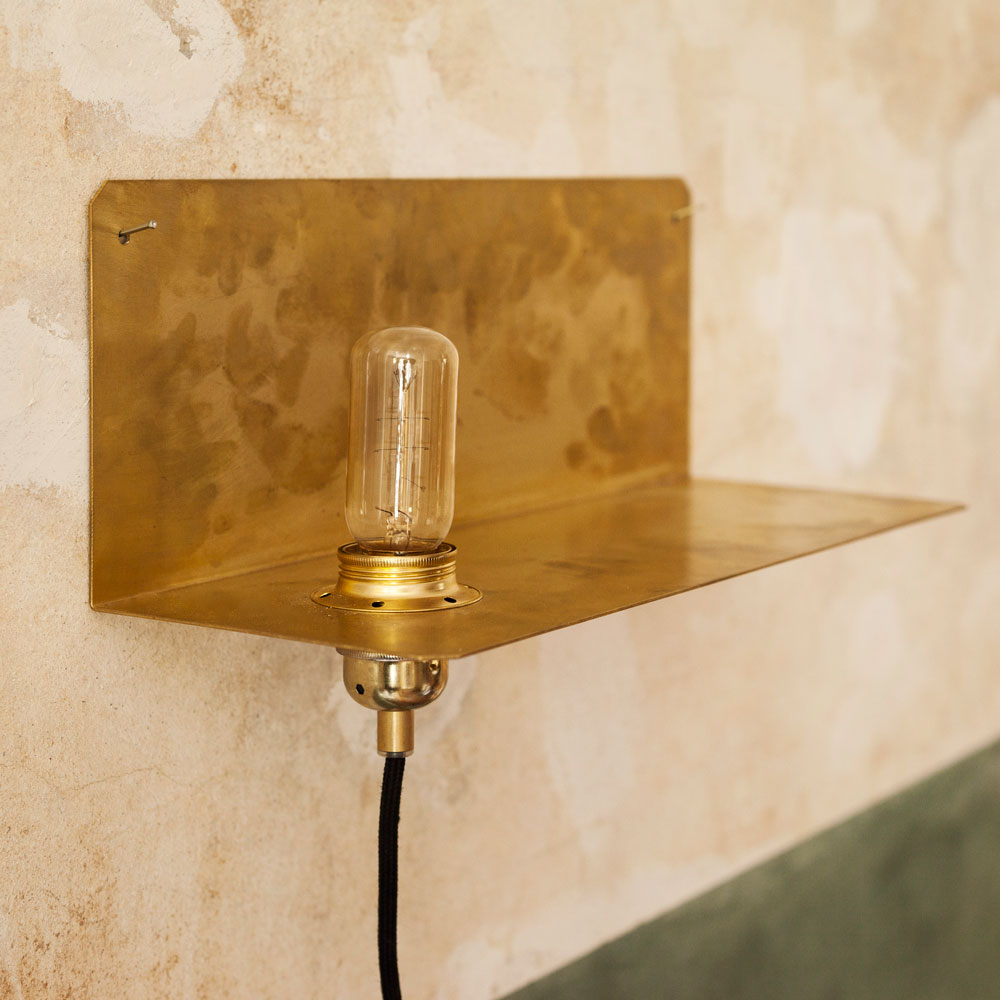 Frama 90° Wall Light