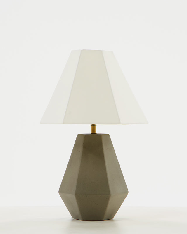 VIG Furniture Modrest Estrada Concrete Table Lamp