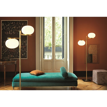 Dimmable Alba 383 floor lamp in anodic bronze with rectangular profile, ideal for bedroom or office lighting