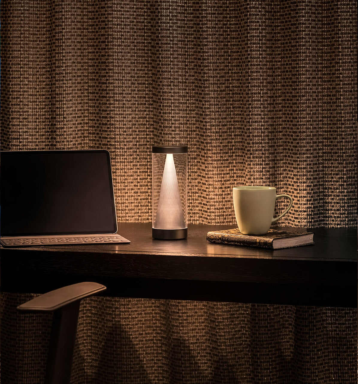 Apex Cordless Table Lamp by Neoz