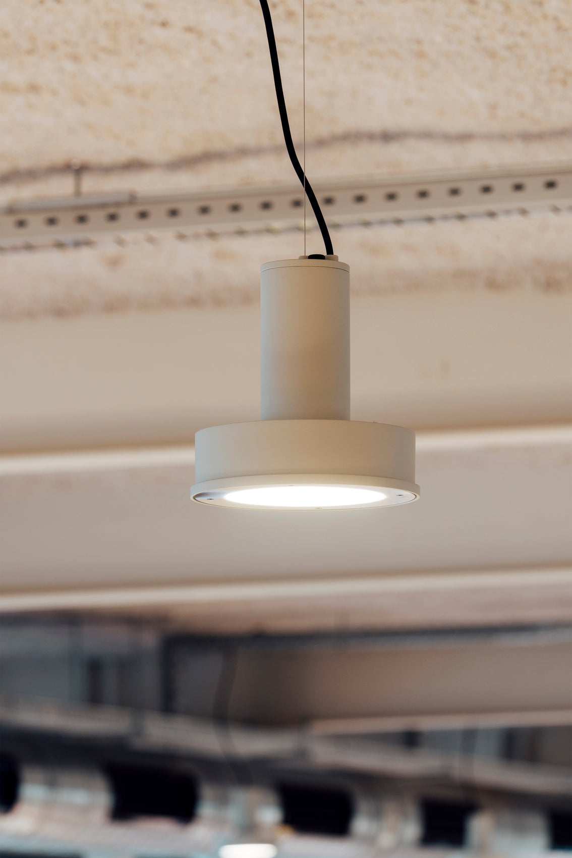 Santa & Cole Arne S Domus Pendant Light
