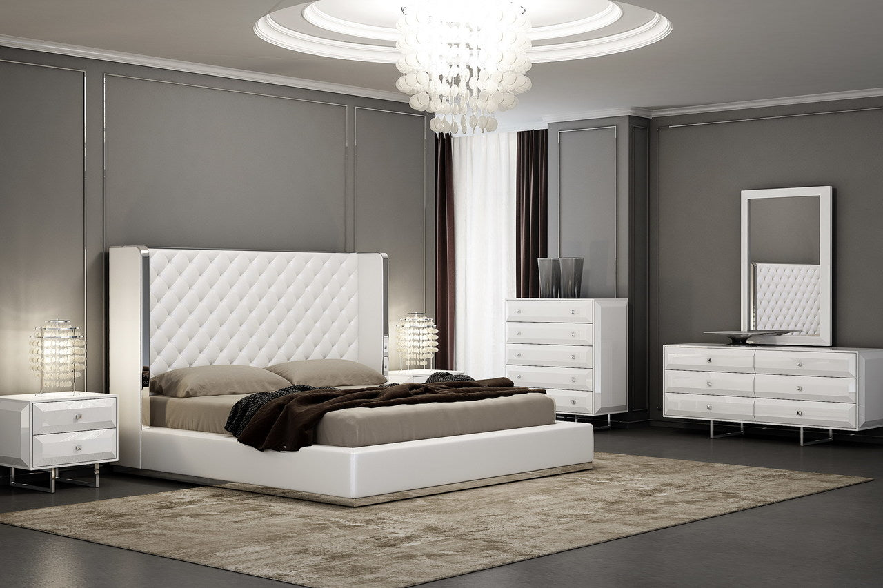 Abrazo Queen Bed White by Whiteline