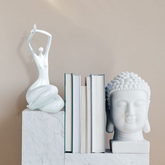Finesse Decor Elizabeth Sculpture - Small White