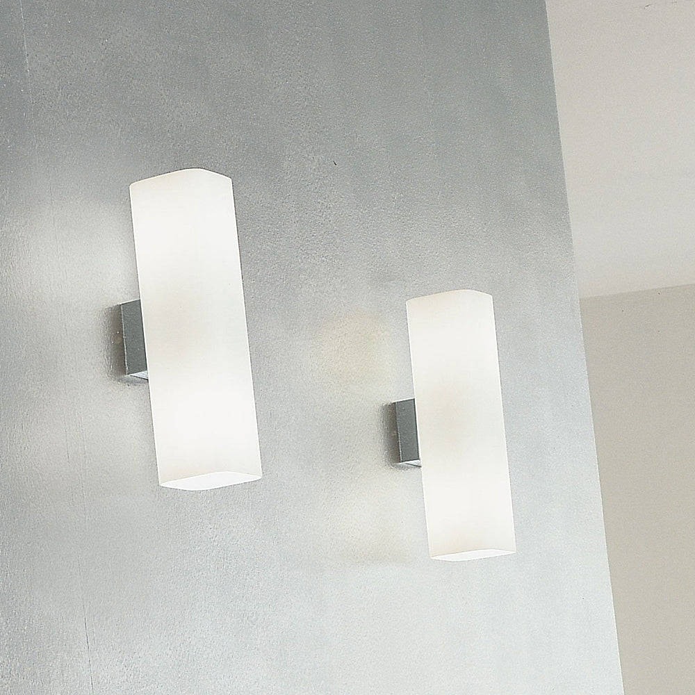 De Majo Carre Wall Light