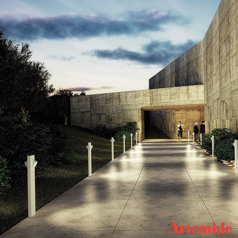 Artemide Ciclope 90 Bilateral Outdoor Floor Lamp