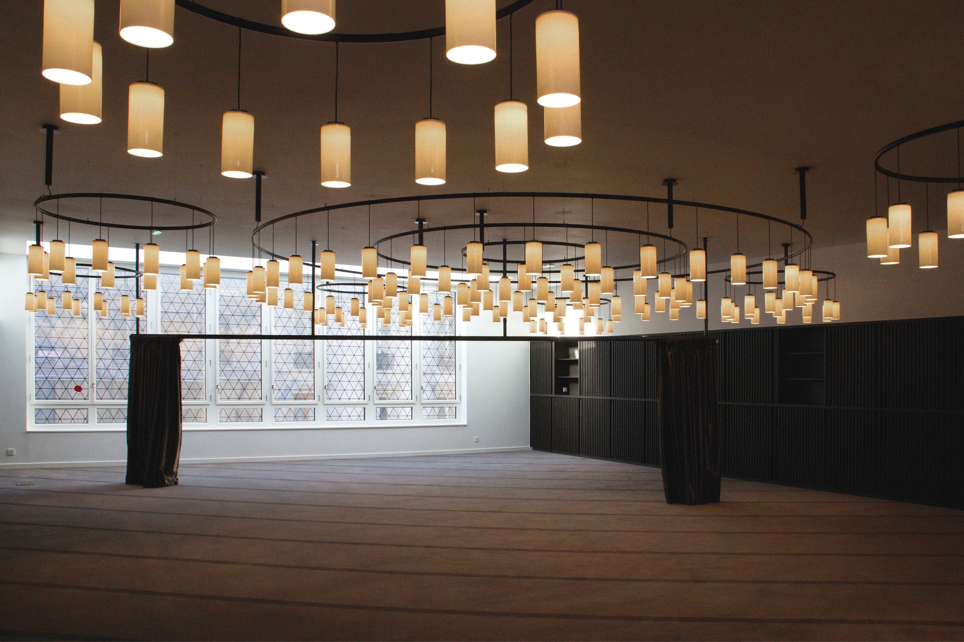 Santa & Cole Cirio Circular L Pendant Light