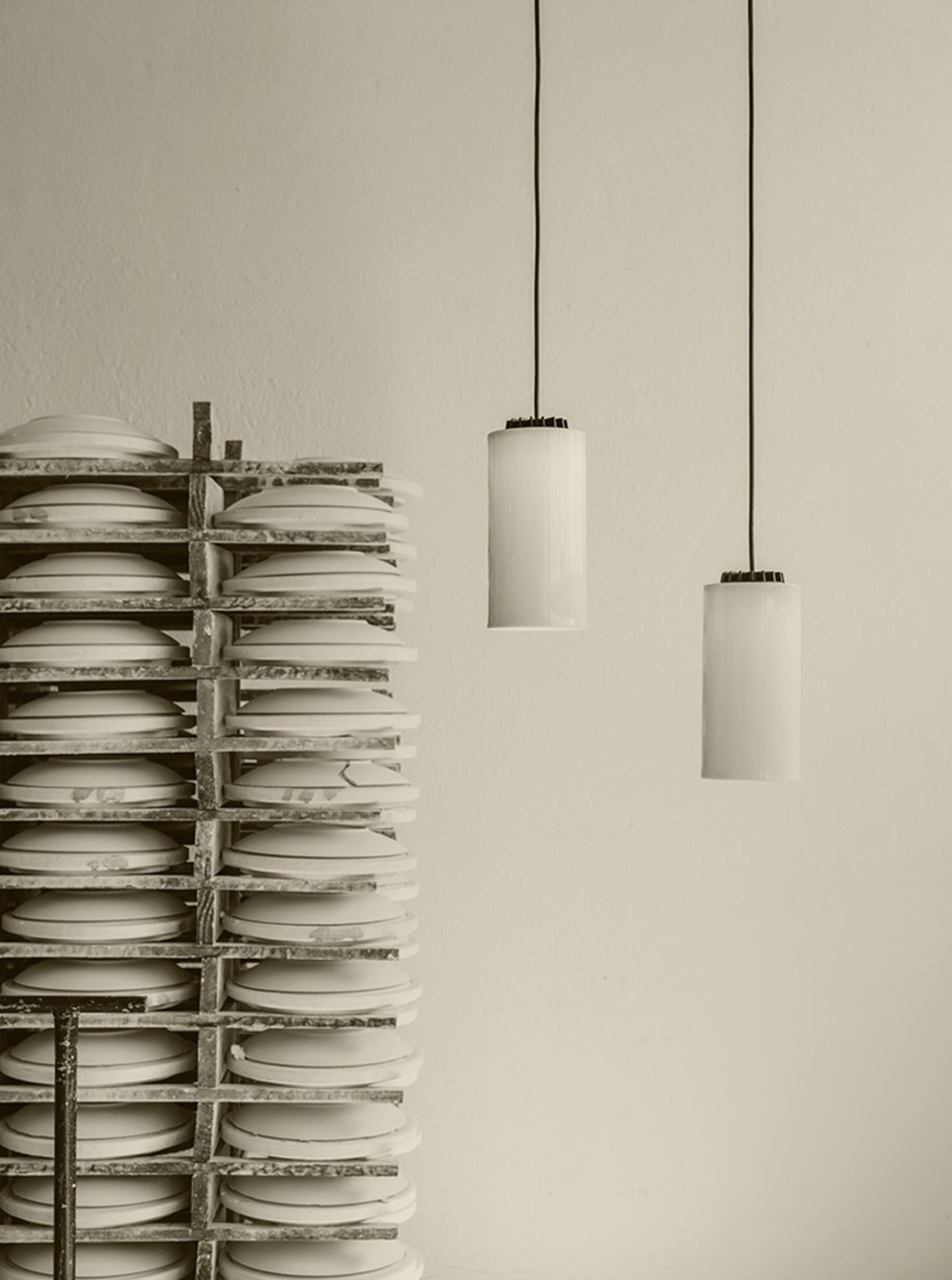 Santa & Cole Cirio Simple Pendant Light