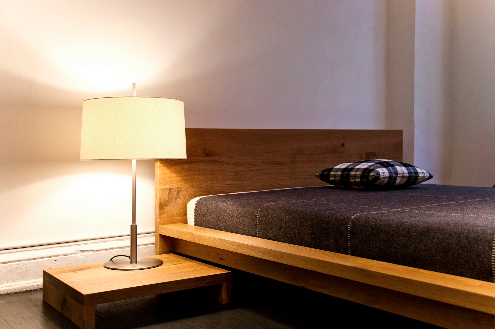 Santa & Cole Diana Menor Table Lamp