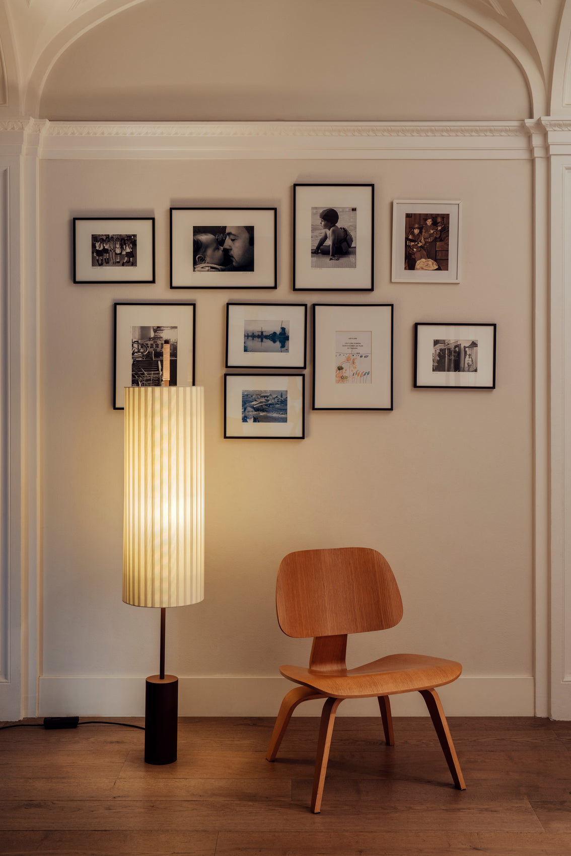 Santa & Cole Dorica Floor Lamp