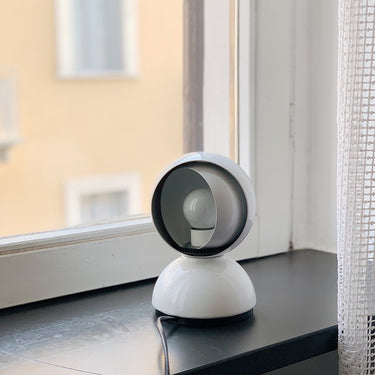 Stylish White Eclisse Lamp