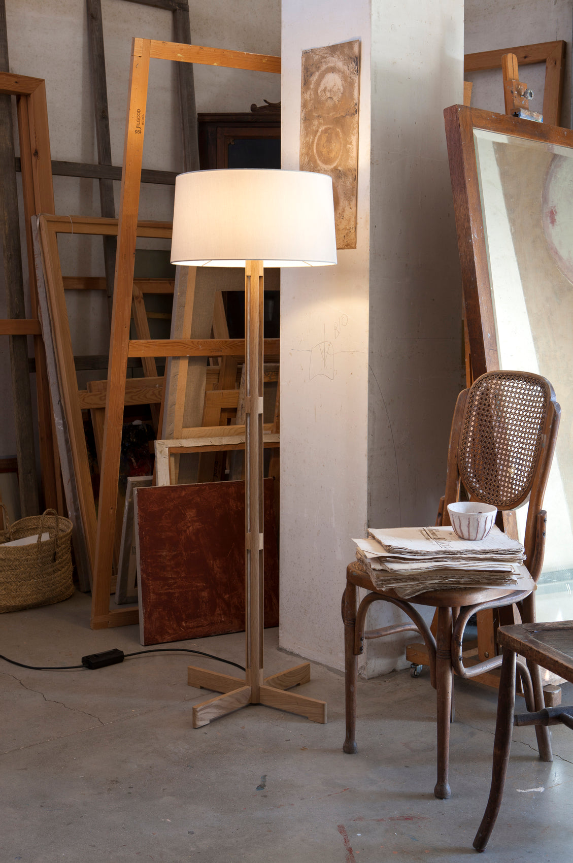 Santa & Cole FAD Fija Floor Lamp