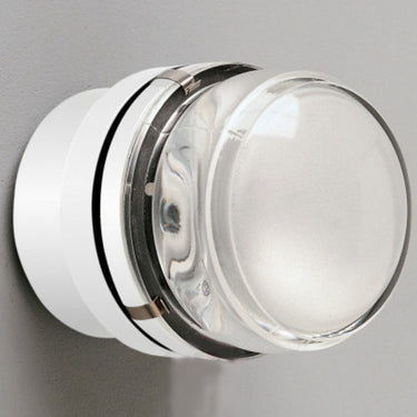 Dimmable Fresnel LED wall lamp with durable aluminum body