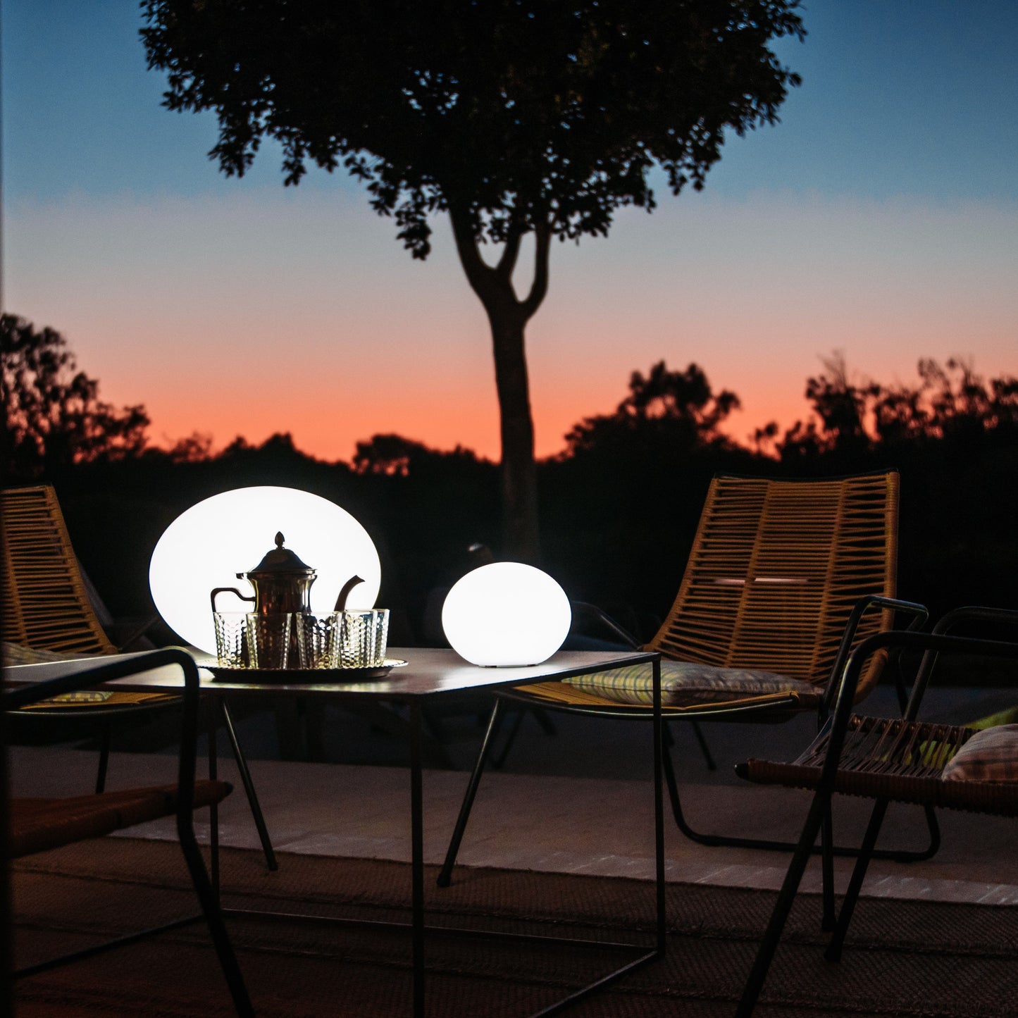 Flatball Floating Bluetooth LED Cordless Lamp by Smart & Green - Indoor and Outdoor - LoftModern