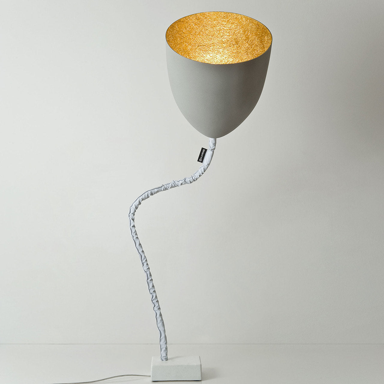 In-es.artdesign Flower Cemento Floor Lamp