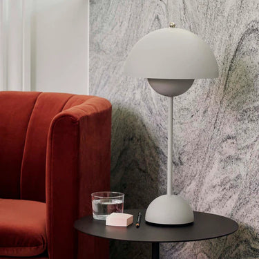 &Tradition Flowerpot Table Lamp VP3