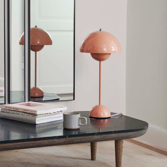 &Tradition Flowerpot Table Lamp VP3 - New