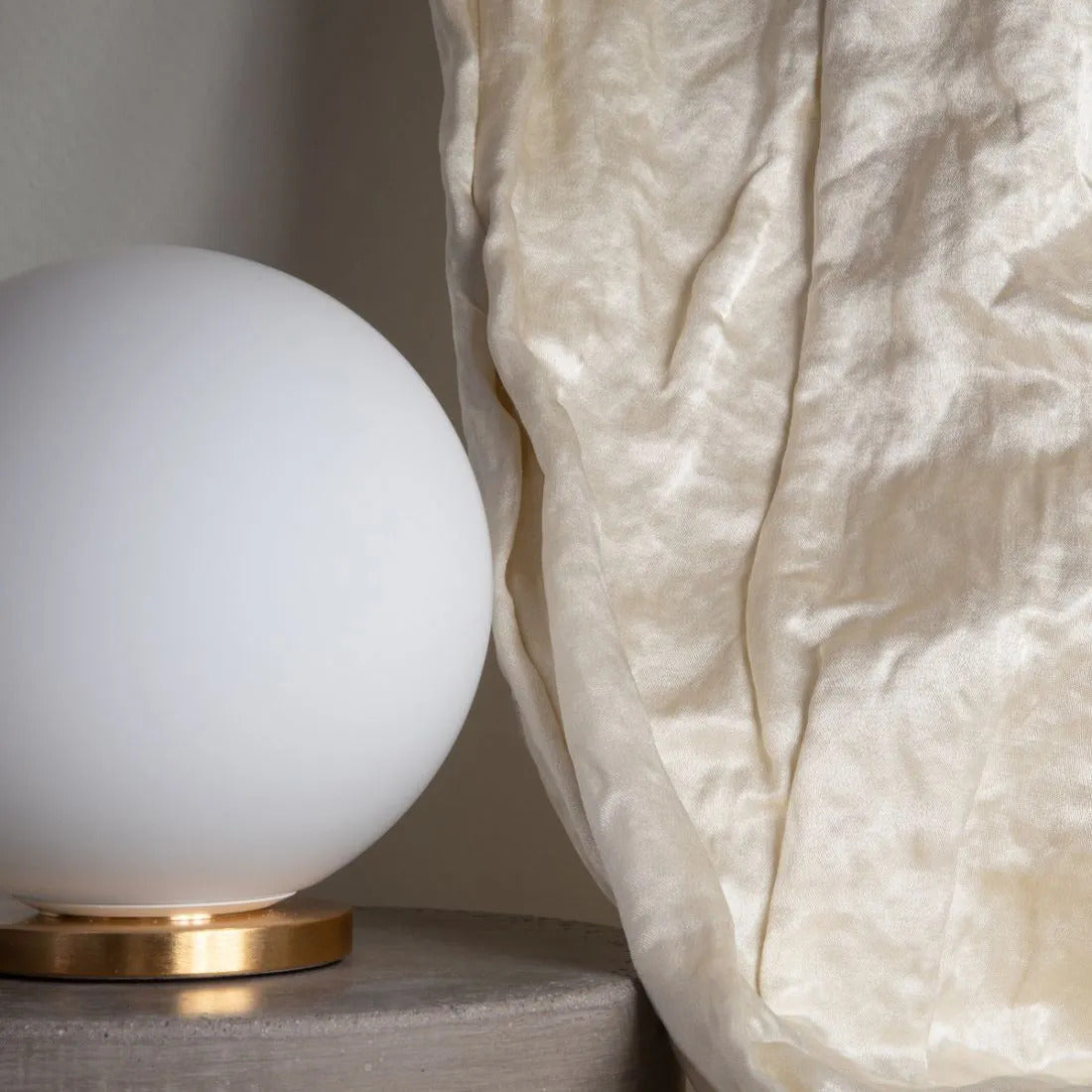 FontanaArte Pallina Table Lamp