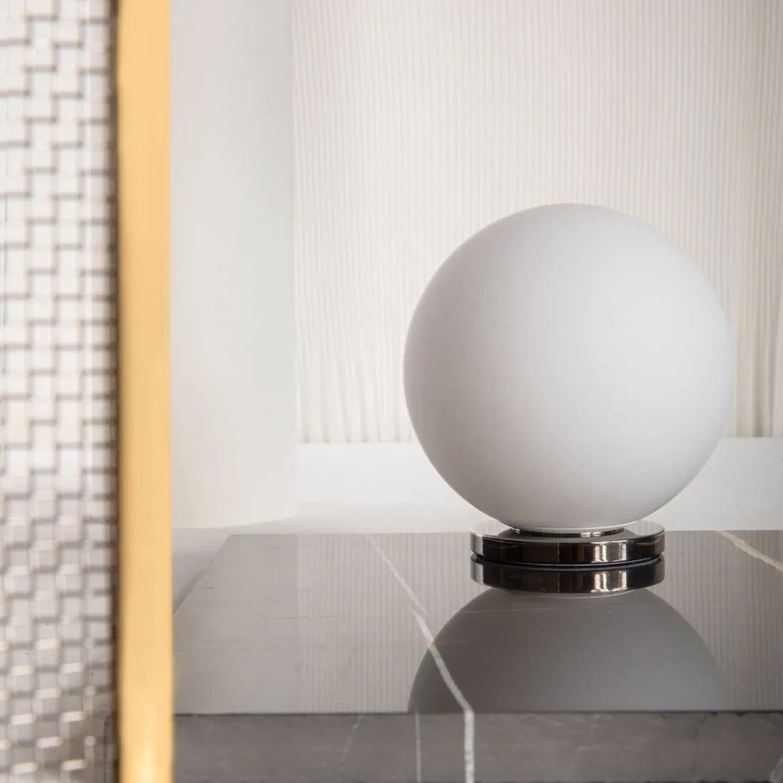 FontanaArte Pallina Table Lamp