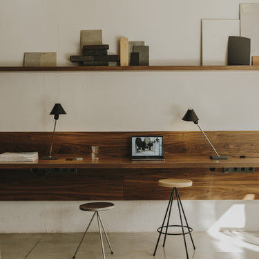Santa & Cole Gira Table Lamp