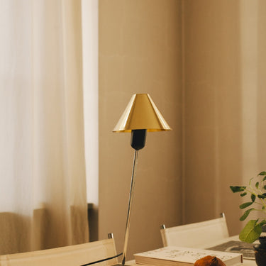 Santa & Cole Gira Table Lamp