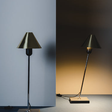 Santa & Cole Gira Table Lamp