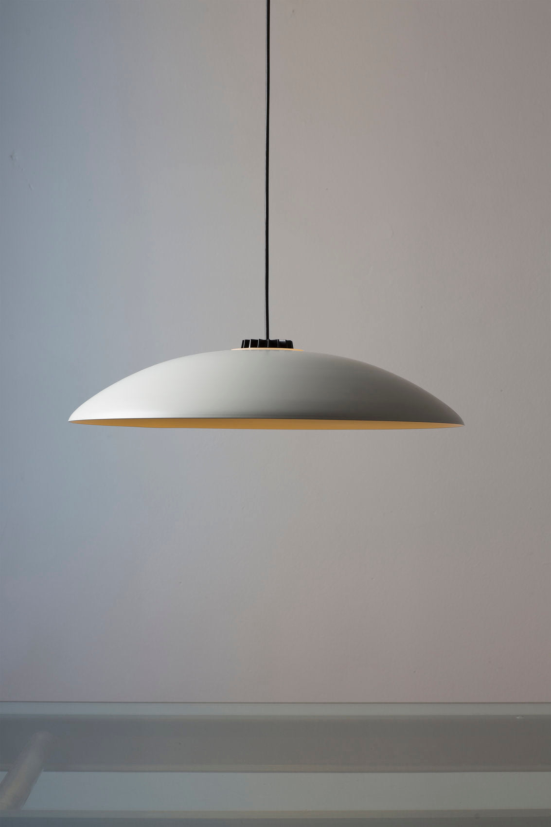 Santa & Cole HeadHat Plate M Pendant Light