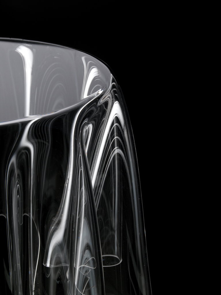 Illusion Table Clear of Essey - LoftModern