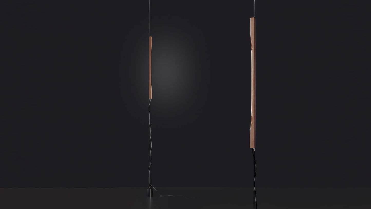 Ilo Vertical 467 Suspension Lamp by Oluce