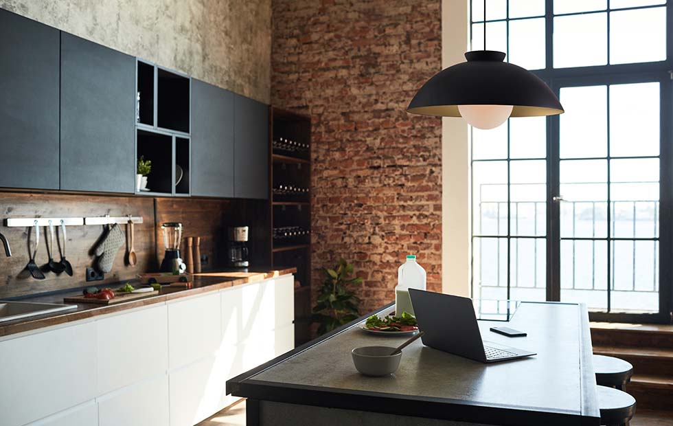 Elegant Chelsea 18 Pendant Light for Contemporary Decor