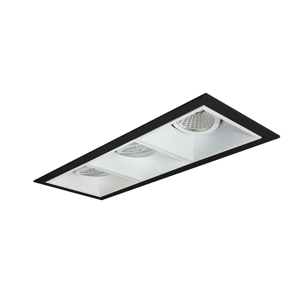 Nora Lighting Iolite MLS Three Head, Flanged
