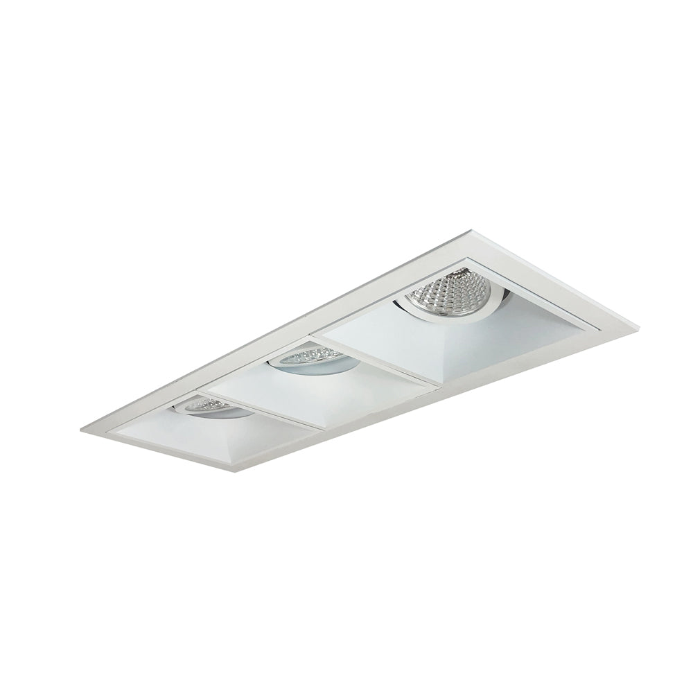 Nora Lighting Iolite MLS Three Head, Flanged