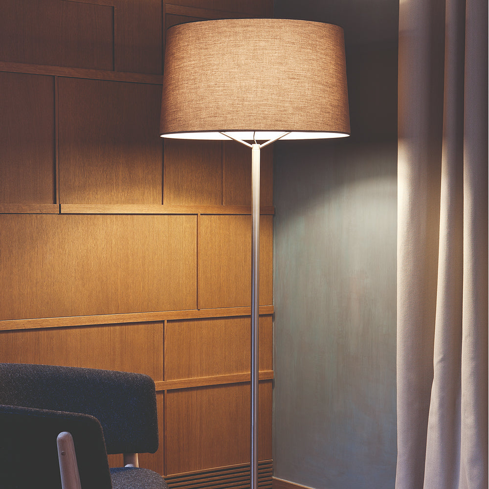 Jerry Floor Lamp by Carpyen