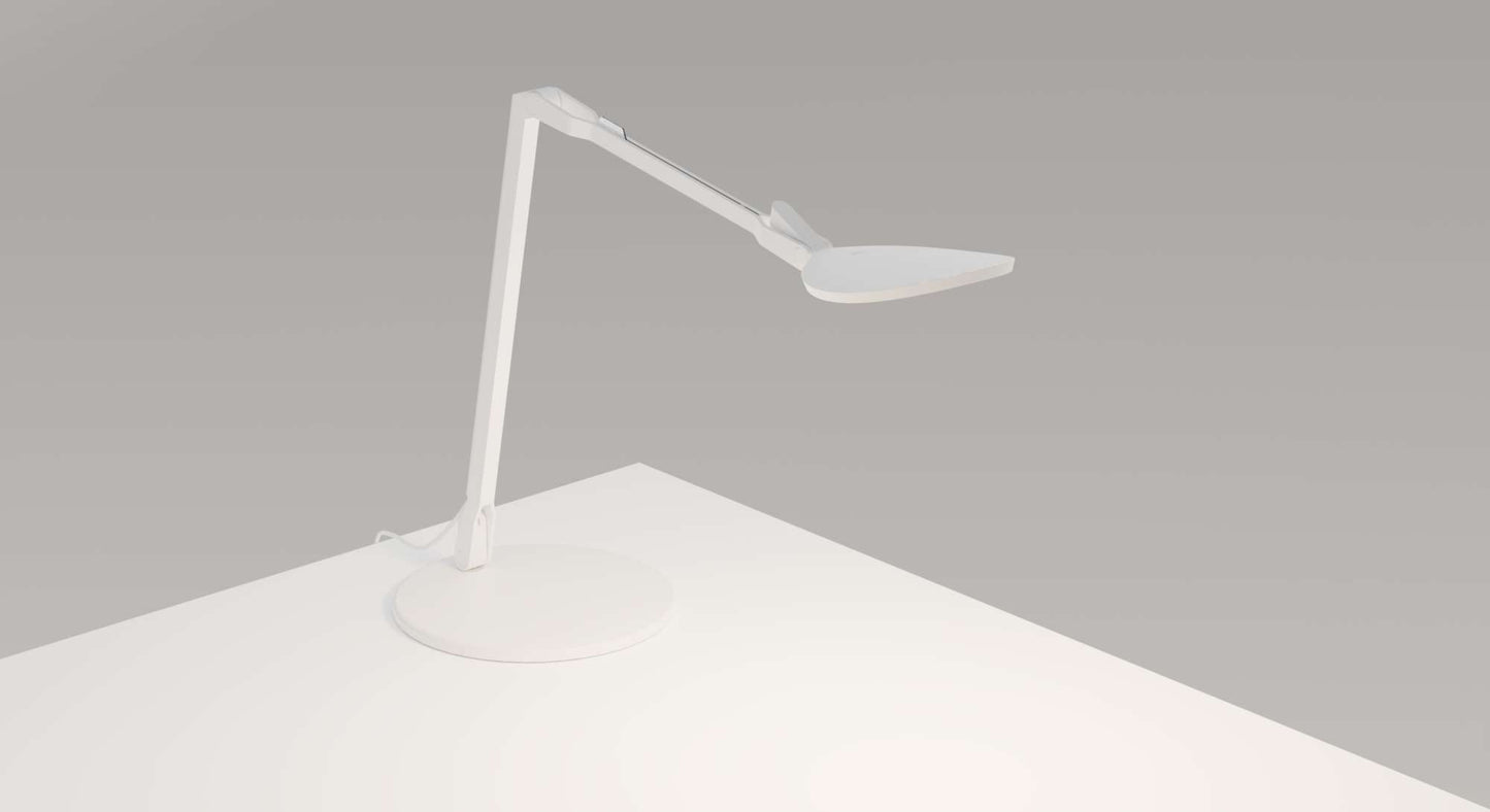Koncept Splitty Reach Desk Lamp  - Dynamic, Sleek, Efficient, and Flexible