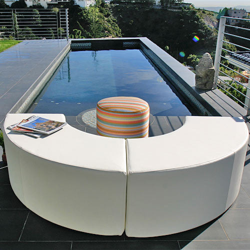 Outdoor Curved Bench for Modern Spaces