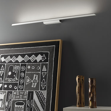 Lineal Led Wall Light by Carpyen