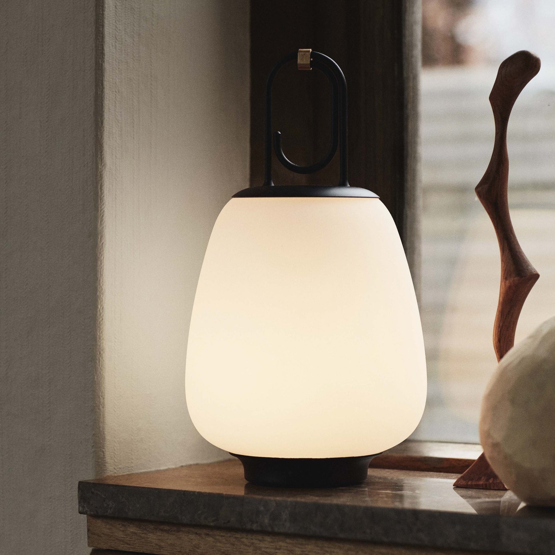 Lucca SC51 Portable Table Lamp by &Tradition | Loftmodern 10