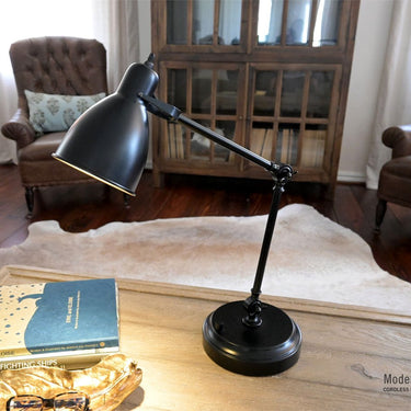 Portable Onyx Cordless Task Lamp Black Metal for home offices