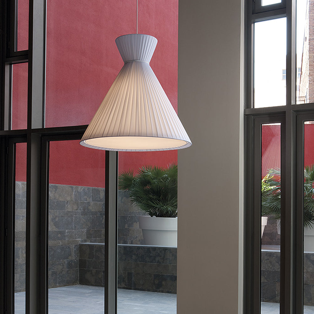 Mandarina Pendant Light by Carpyen: Opulent Lighting Fixture