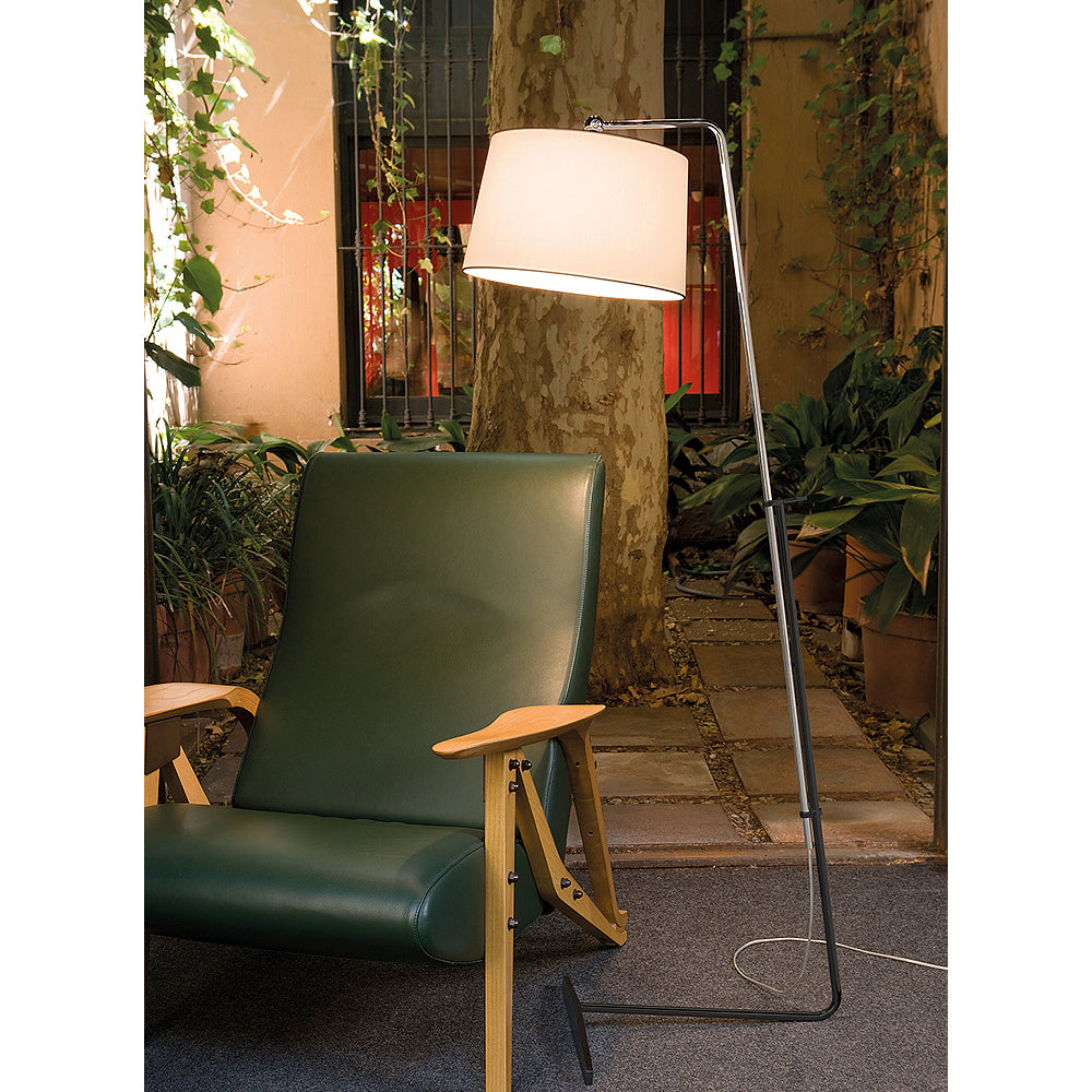 Mia Floor Lamp by Carpyen